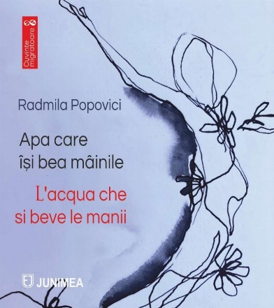 Apa care îşi bea mânile