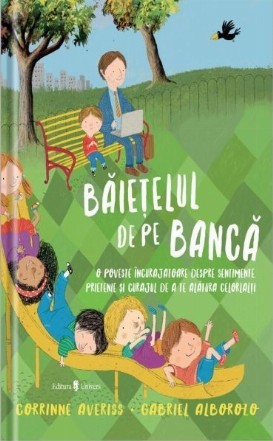 Baietelul de pe banca