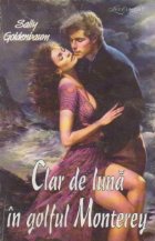 Clar luna golful Monterey