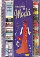 Creatoarea de moda