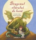 Dragonul clarului luna