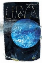 Luna si fata ei nevazuta