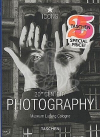 25 20TH CENTURY PHOTOGRAPHY